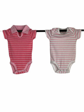 Hanes BUNDLE Lot of 2 NEW Baby Girl’s One-Piece Outfit Kid’s Size 6-12 Months
